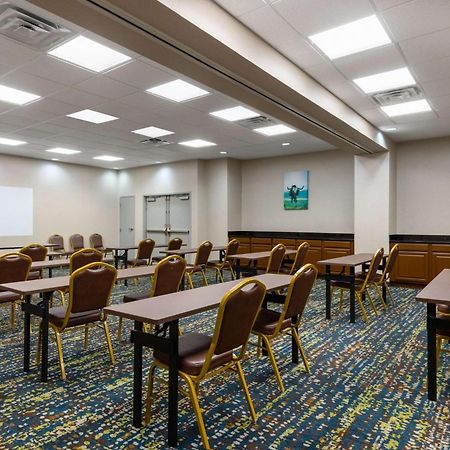 Hampton Inn & Suites Woodward Екстериор снимка