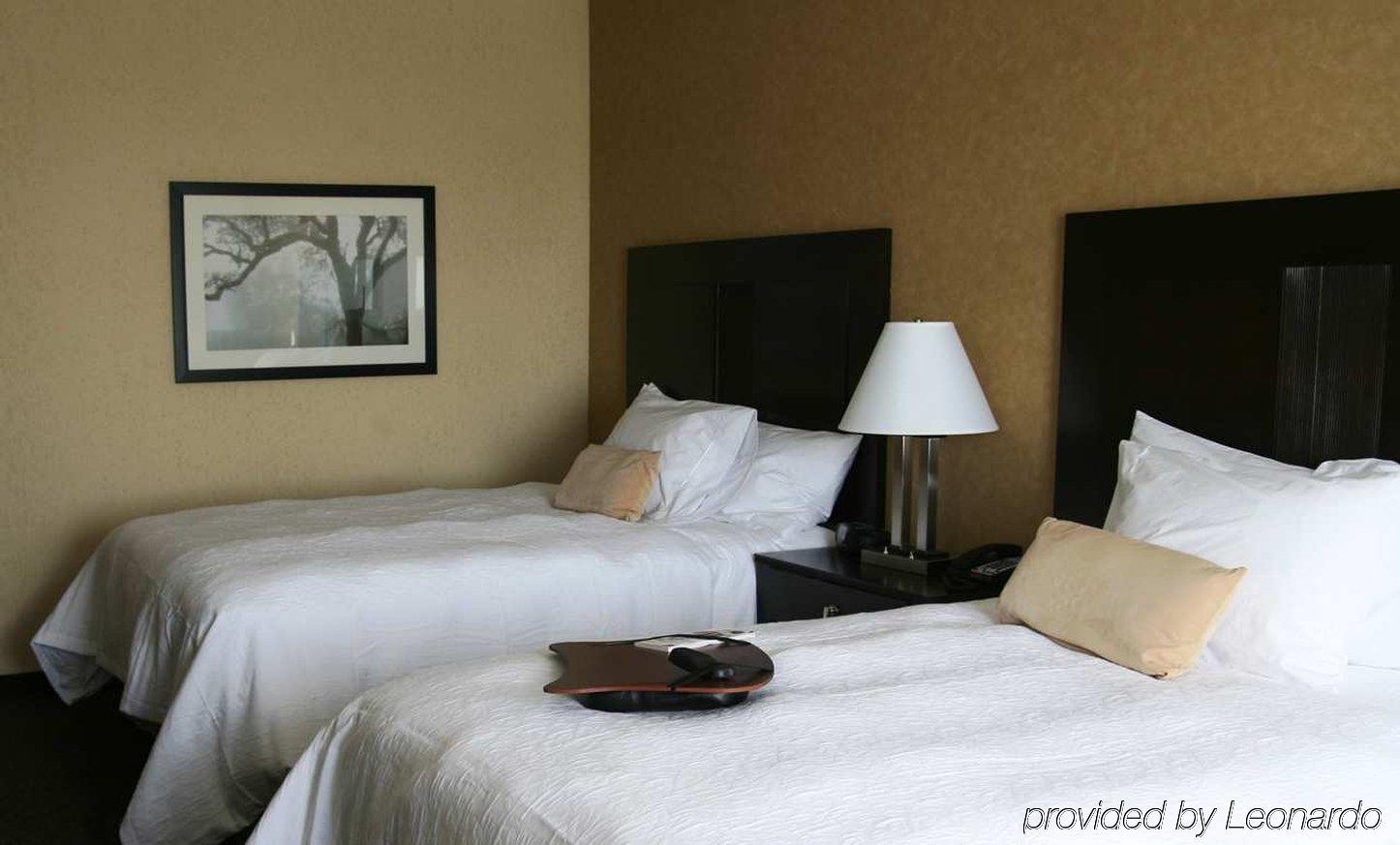 Hampton Inn & Suites Woodward Екстериор снимка
